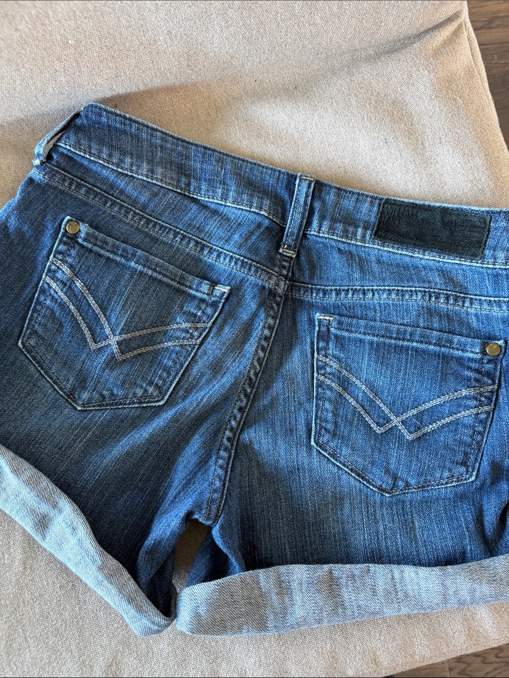 William Rast Jean Shorts - Picture 5 of 5
